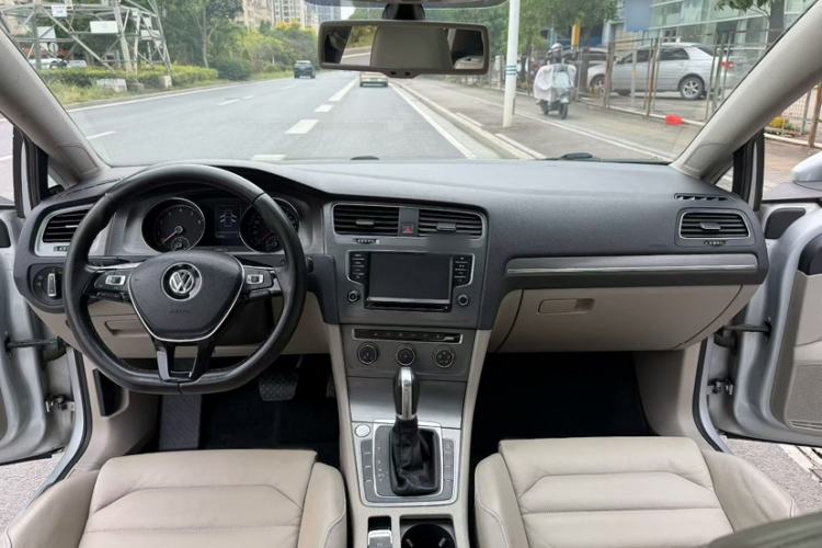 Used Volkswagen Golf 2014 1.4TSI Automatic Luxury Model