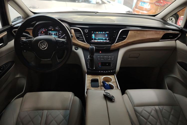 Used Buick GL8 2018 ES 28T Comfort Model China VI Standard
