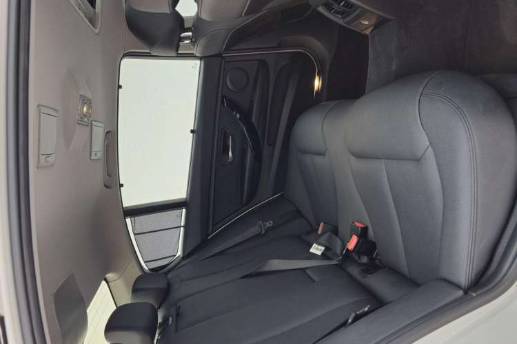 Used BMW 3 Series 2017 320Li Fashion Model
