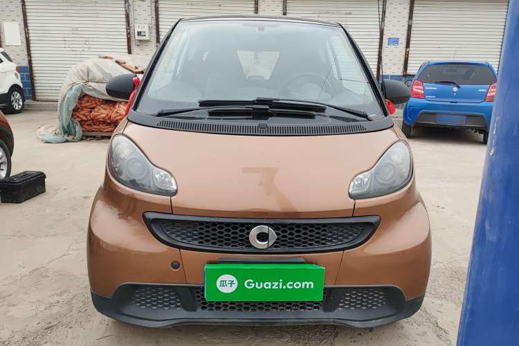 Used  fortwo 2015 1.0 MHD New Year Special Edition
