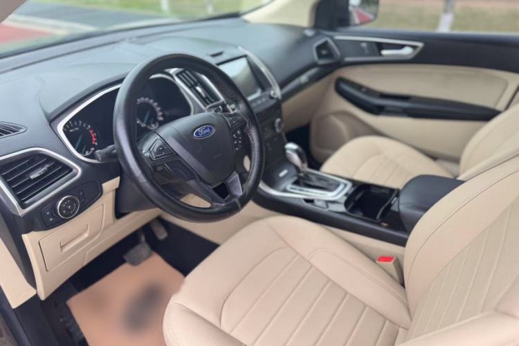 Used Ford Edge 2015 2.0T GTDi Two-Wheel-Drive Elite Edition
