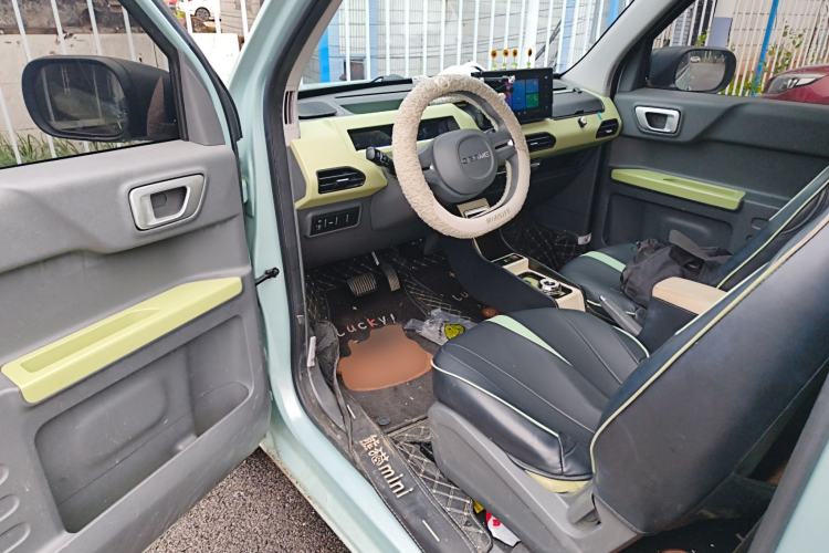 Used Geely Galaxy Panda 2023 Panda Mini 120km Super Cute Bear
