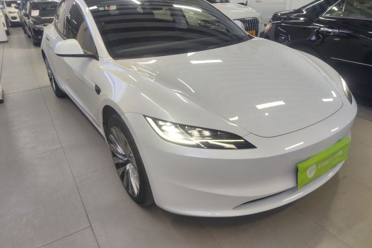 Used Tesla Model 3 2023 Long-Range All-Wheel-Drive Version
