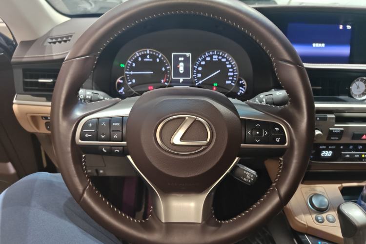Used Lexus ES 2015 200 Elite Edition

