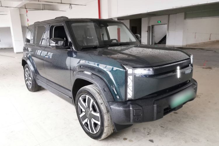 Used  03 2024 501km Four-wheel Drive Long-Range Advanced Version
