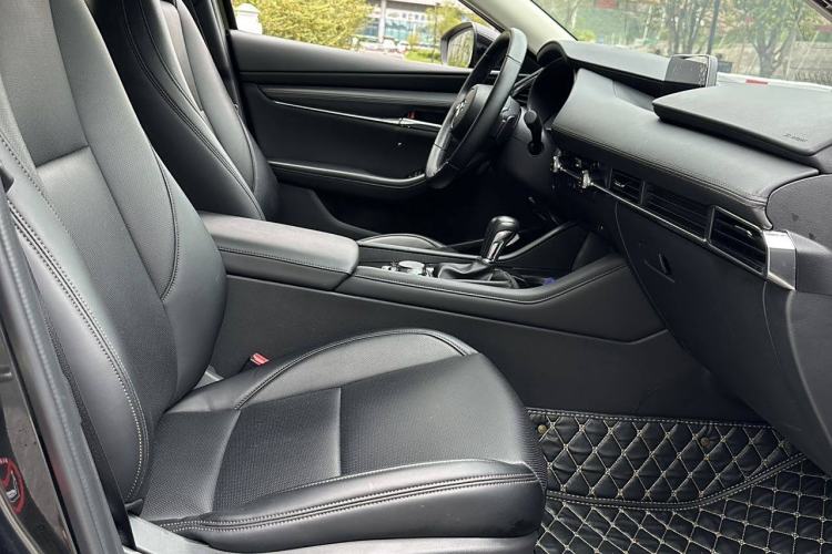 Used Mazda Mazda 3 Axela 2023 2.0L Automatic ZhiXuan Edition
