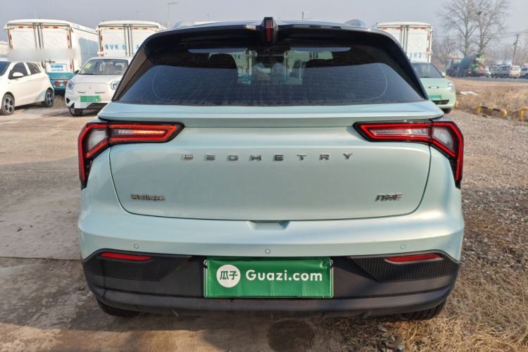 Used Geometry E Firefly 2022 401 km Linglong Tiger 4 Seats