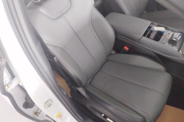 Used BYD Qin L 2025 DM-i Smart Drive 120KM Superior Model