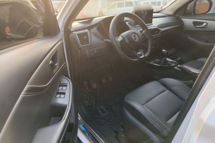 Used Dongfeng Fengon S560 2019 1.8L Manual Urban Model