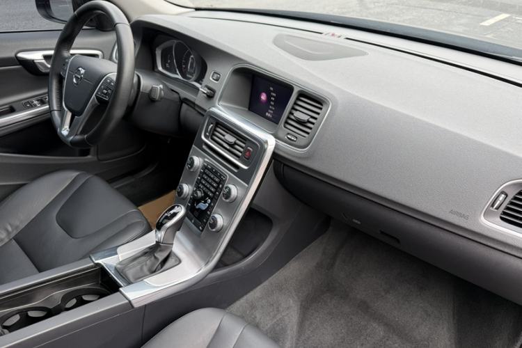 Used Volvo S60 2019 S60L Facelift T5 Intelligent Advanced Edition