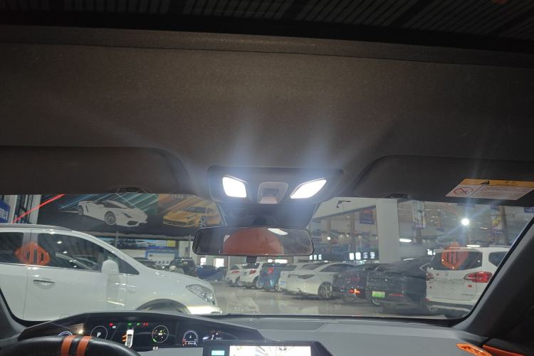 Used Changan UNI-V 2022 1.5T Prestige Version
