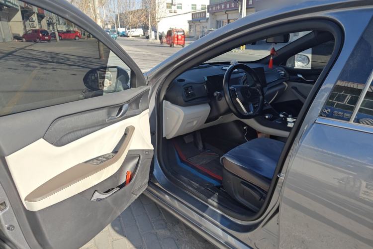 Used BYD Qin PLUS 2024 HONOR Edition DM-i 55KM Leading Model
