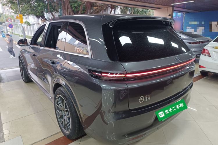 Used Li Auto L8 2023 Pro Model
