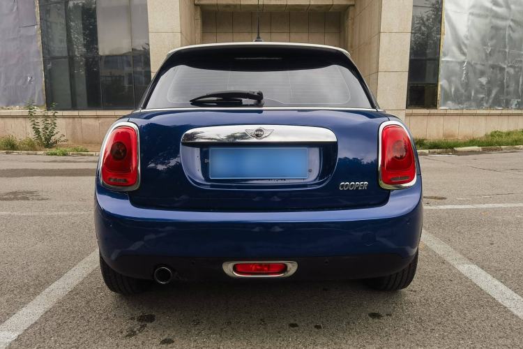 Used  MINI 2015 1.5T COOPER Fun Five-Door Edition
