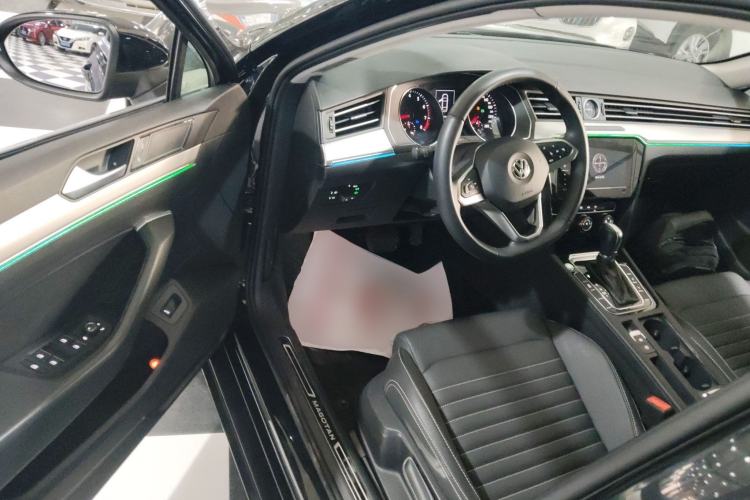 Used Volkswagen Magotan 2020 280TSI DSG Comfort Edition
