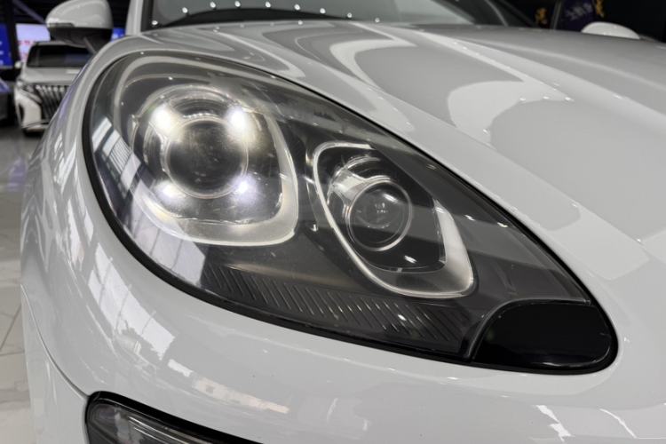 Used Porsche Macan 2017 Macan 2.0T
