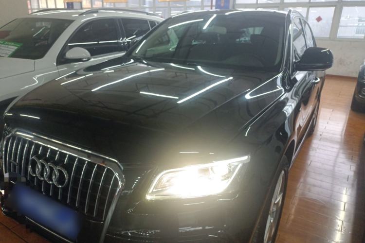 Used Audi Q5 2017 Plus 40 TFSI Ambition Model