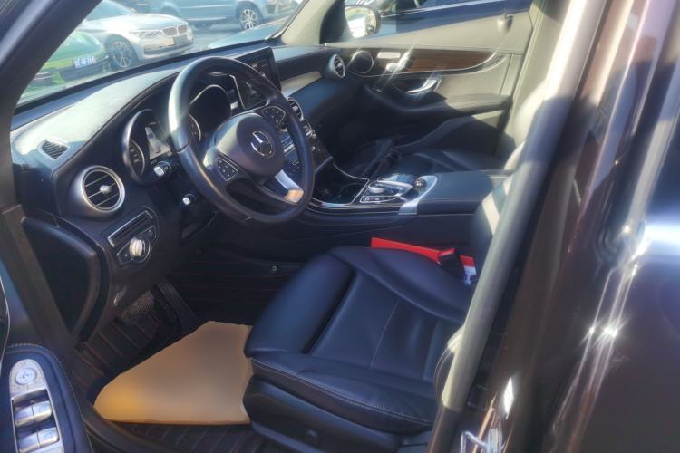 Used Mercedes-Benz GLC 2019 GLC 260 L 4MATIC Dynamic Model