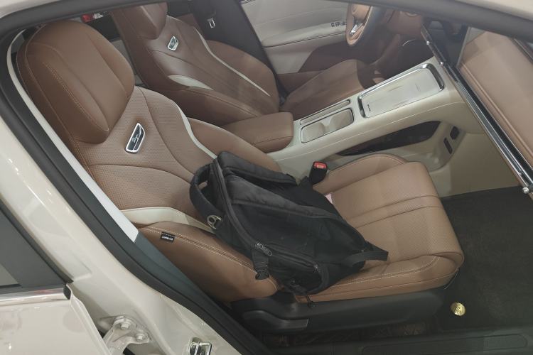 Used Wuling Bingo S 2025 Model 325km Deluxe Edition