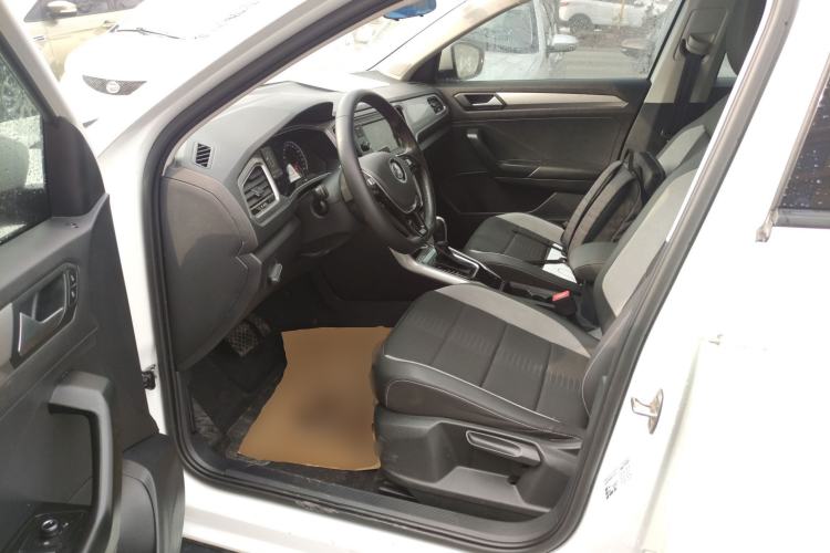 Used Volkswagen T-ROC 2019 230TSI DSG Two-Wheel-Drive Advanced Version China VI Standard