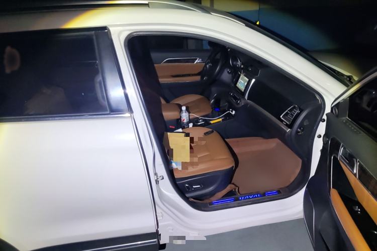 Used Haval H6 Coupe 2015 Blue Label 2.0T Manual Two-Wheel-Drive Elite Model
