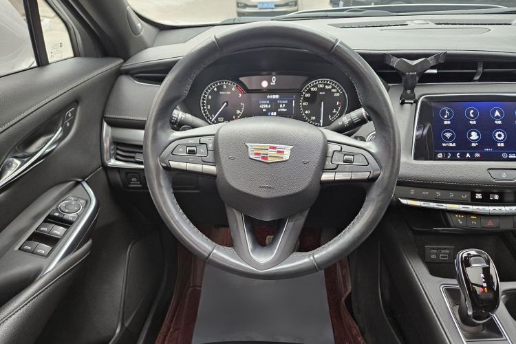 Used Cadillac XT4 2020 Revised Version 28T Two-Wheel Drive Leading Edition
