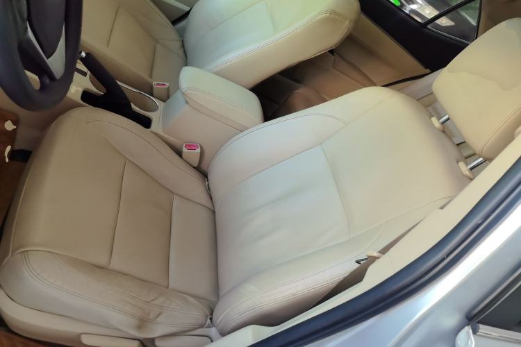 Used Toyota Corolla 2014 1.6L CVT GL-i Leather Edition
