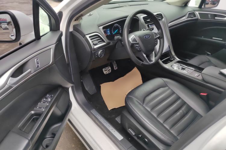 Used Ford Mondeo 2017 EcoBoost 200 Stylish Model
