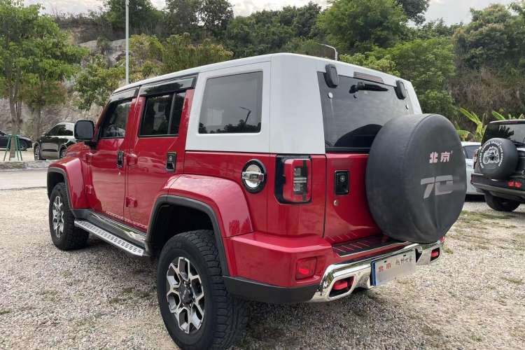 Used Beijing Auto BJ40 2019 2.3T Automatic Four-Wheel Drive Urban Hunter Edition Flagship Model China VI Emission Standard
