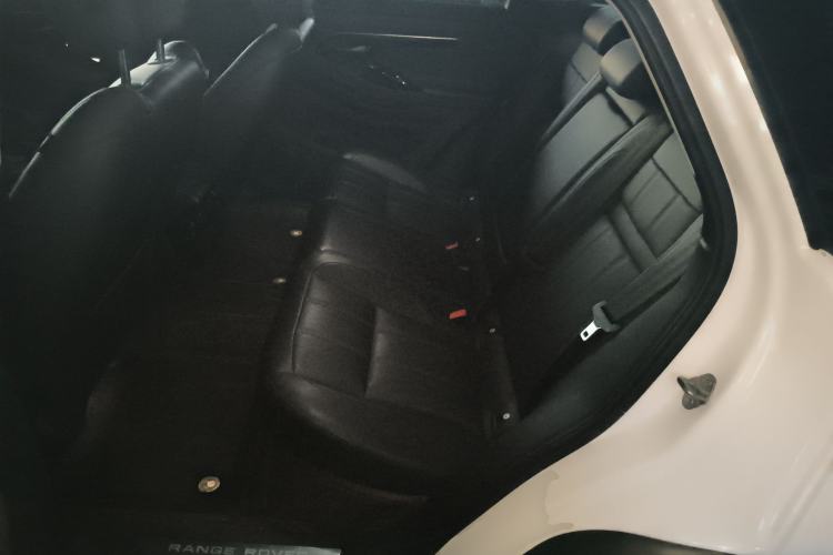 Used Land Rover Range Rover Evoque 2021 Range Rover Velar 249 PS R-Dynamic S Performance Edition