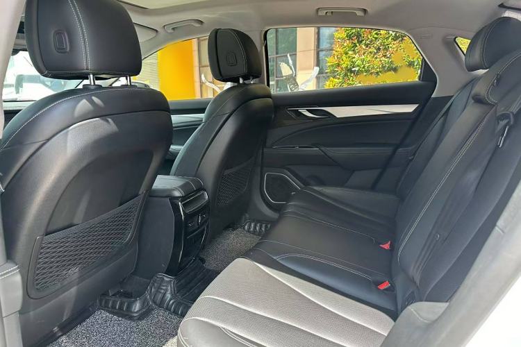 Used Geely Auto Emgrand GT 2018 1.5T MHEV Yaoxiang Edition
