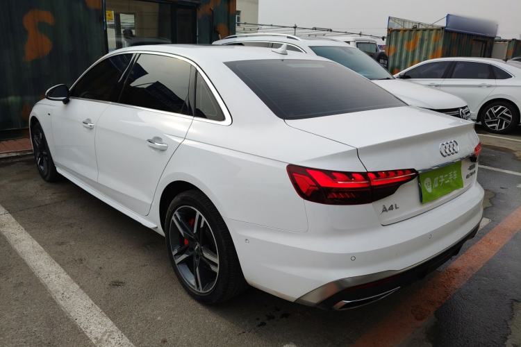 Used Audi A4L 2022 40 TFSI Luxury Dynamic Model