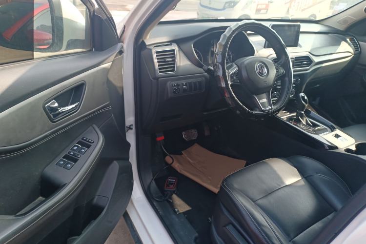 Used Dongfeng Fengon S560 2018 1.8L CVT Elite Model 7 Seats
