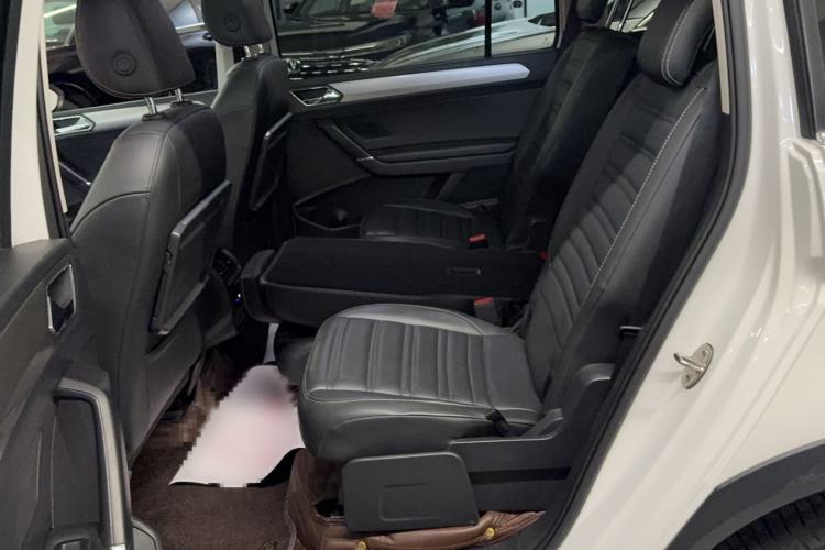 Used Volkswagen Touran 2021 Volkswagen Touran L 280TSI DSG Boundary Edition 7-Seater
