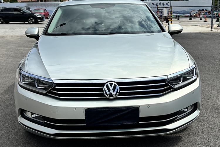 Used Volkswagen Magotan 2019 330TSI DSG Luxury Model China V Standard
