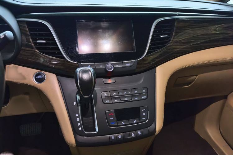 Used Buick GL8 2017 ES 28T Premium Version China V Standard
