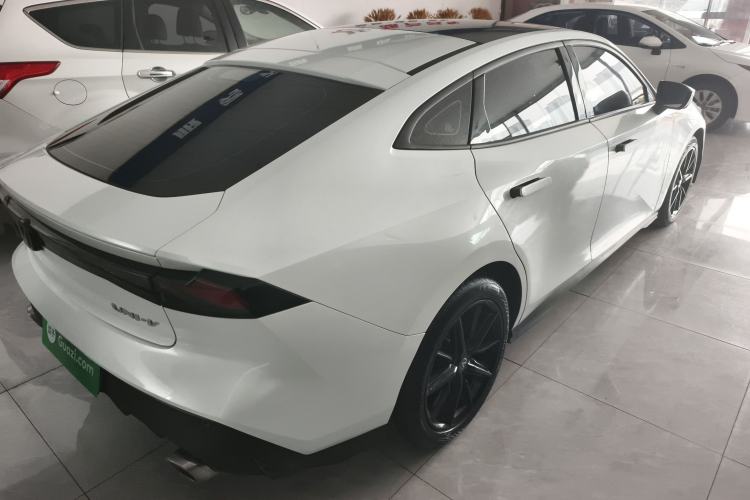 Used Changan UNI-V 2022 1.5T Prestige Version
