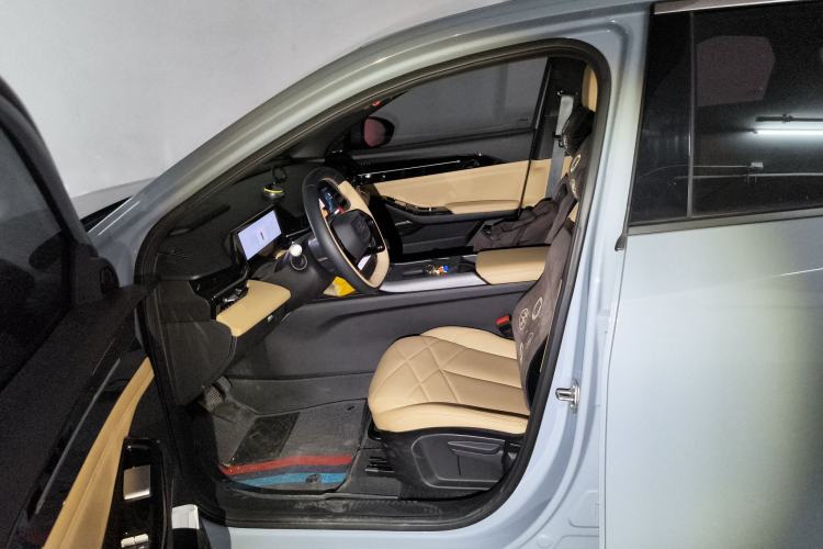 Used  L6 2023 60km PLUS