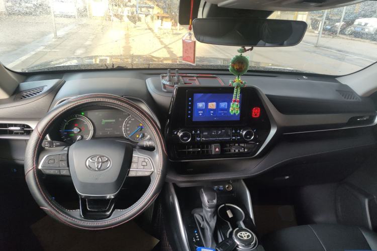 Used Toyota Highlander 2022 Dual-Engine 2.5L Four-Wheel Drive Luxury Edition 7 Seats