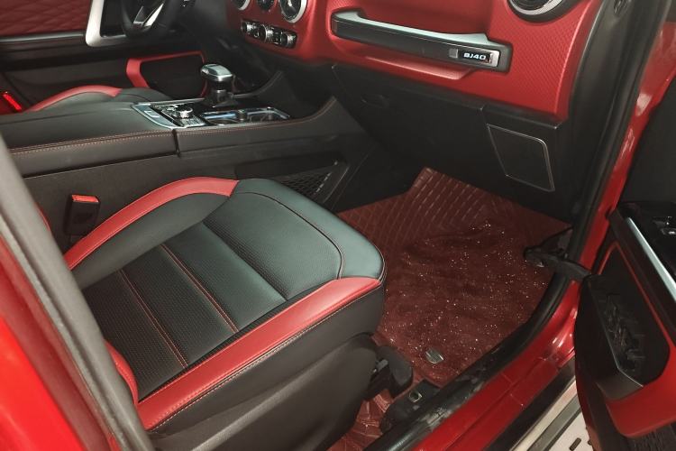 Used Beijing Auto BJ40 2020 2.0T Automatic Four-Wheel Drive Urban Hunter Edition Chivalrous Type