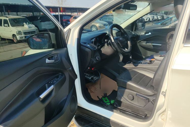 Used Ford Kuga 2017 EcoBoost 180 Two-Wheel-Drive Tiger Leap Model
