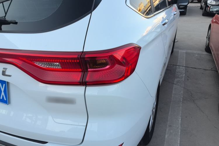 Used Haval M6 2021 PLUS 1.5T DCT Luxury Smart Connectivity Model
