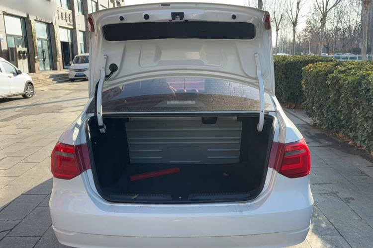 Used Volkswagen Jetta 2015 Value Edition 1.6L Automatic Fashion Version