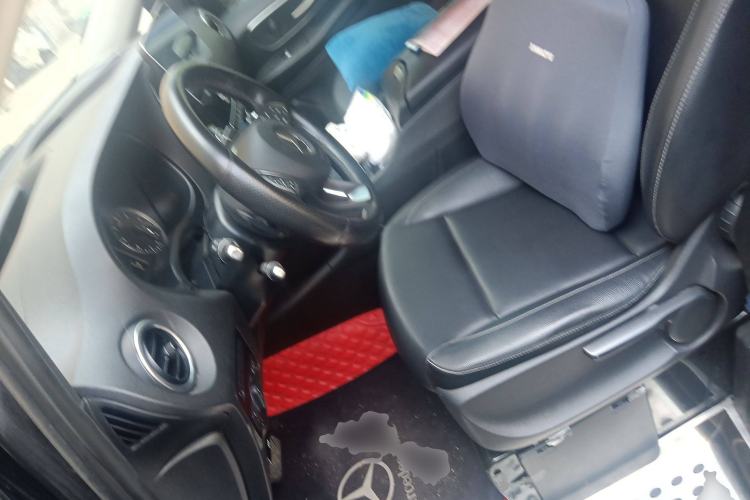 Used Mercedes-Benz Vito 2020 2.0T Business Version 7 Seats