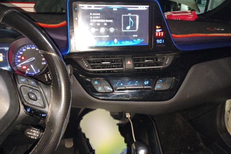 Used Toyota C-HR 2018 2.0L Leading Edition China VI