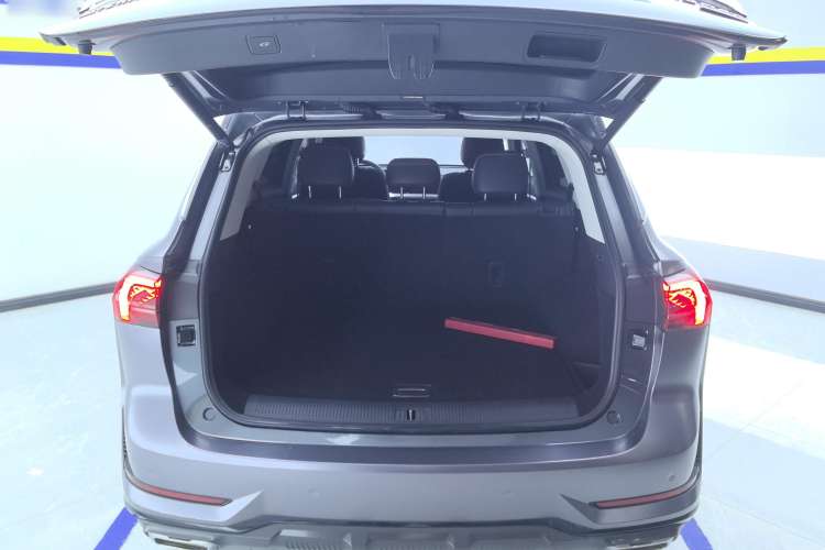 Used Roewe RX5 MAX 2022 1.5T Automatic Zhiwei Prestige Edition
