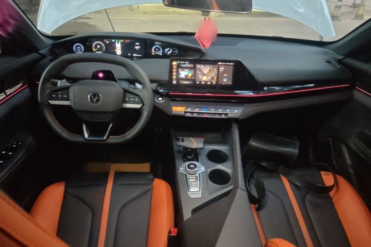 Used Changan UNI-V 2024 1.5T Prestige Sport Edition
