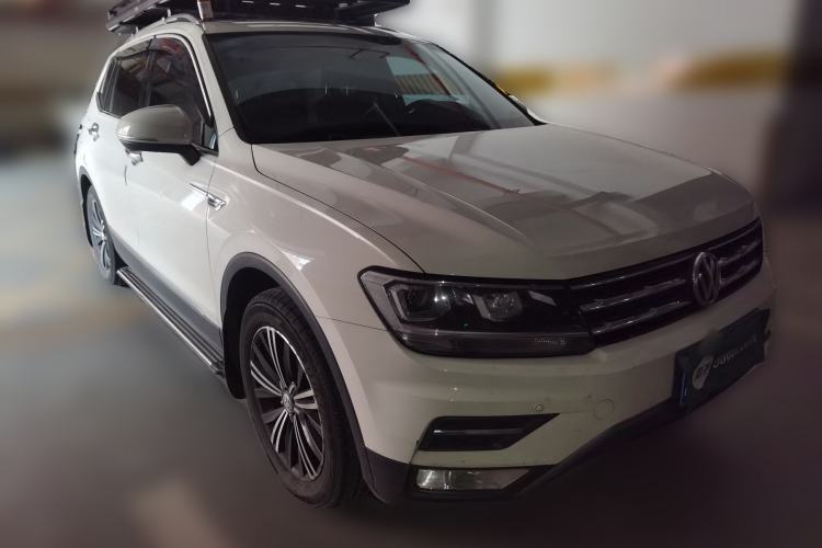 Used Volkswagen Tiguan L 2019 330TSI Automatic Two-Wheel Drive Panoramic Comfort Edition China VI Standard
