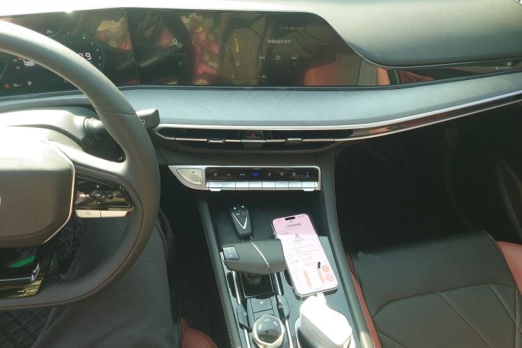 Used Changan Eado 2023 Changan Edition PLUS Blue Whale NE 1.4T GDI DCT Prestige Version
