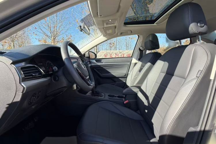 Used Volkswagen Lavida 2019 1.5L Automatic Comfort Edition China VI Standard
